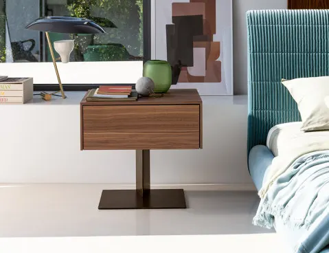Wai Bedside Table